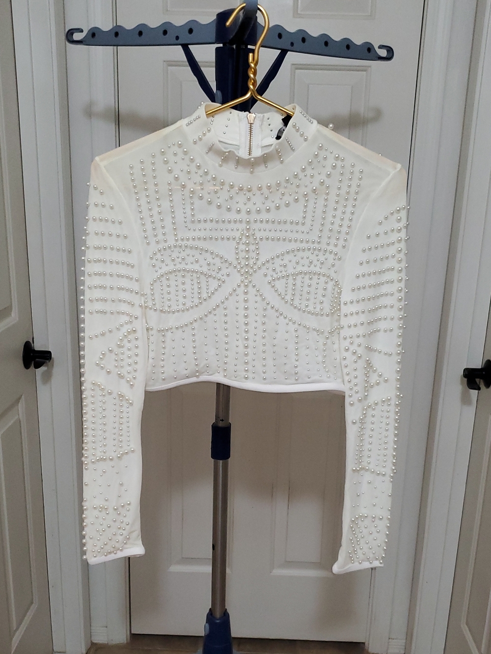 Pearl-Embellished White Mock Neck Crop Top